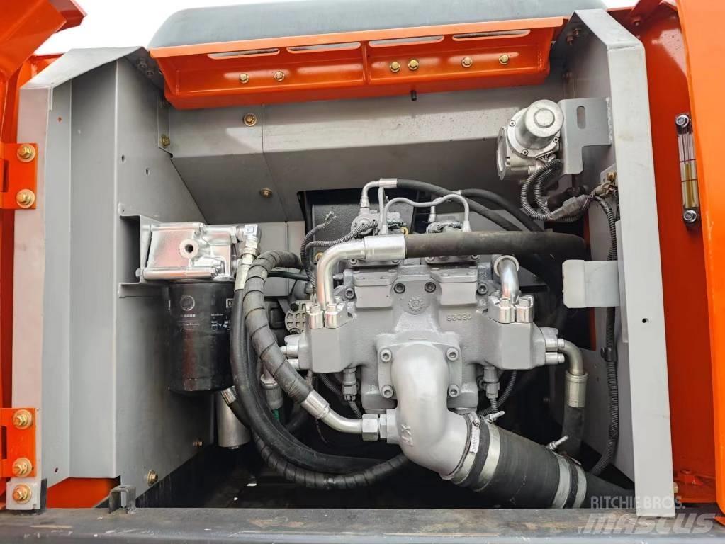 Hitachi ZX 200-6 Εκσκαφείς με ερπύστριες