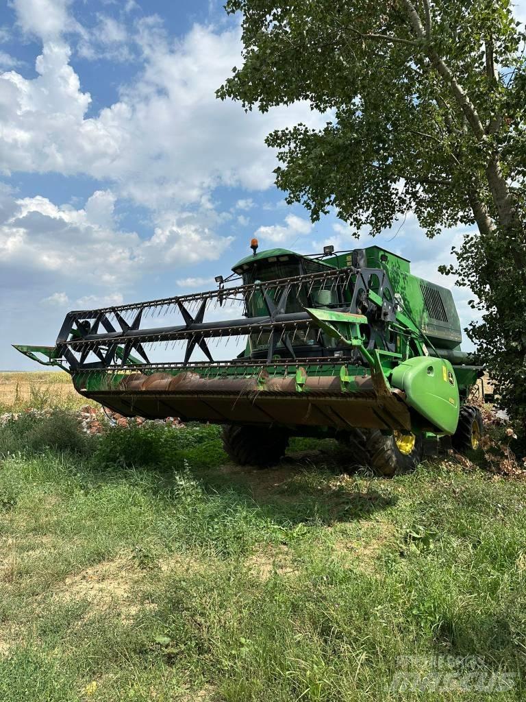 John Deere 1550 CWS Θεριζοαλωνιστικές μηχανές