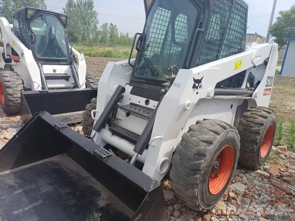 Bobcat S 220 Φορτωτάκια