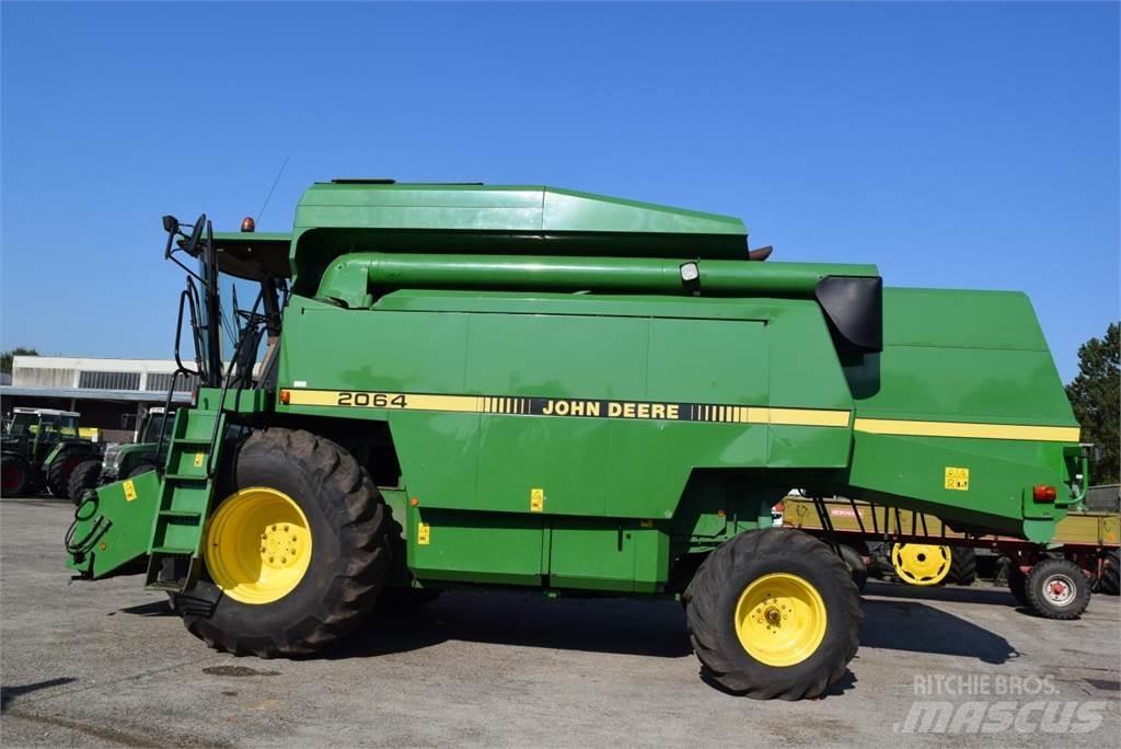 John Deere 2064 Θεριζοαλωνιστικές μηχανές