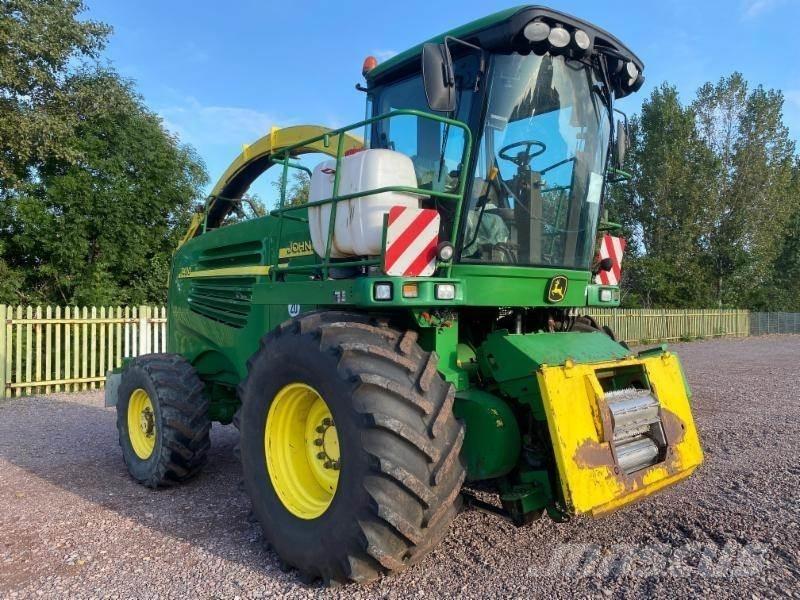 John Deere 7400 Μηχανές χορτονομής