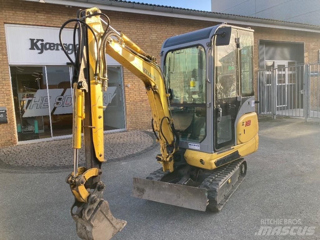 New Holland E 18 C Εκσκαφάκι (διαβολάκι) < 7t