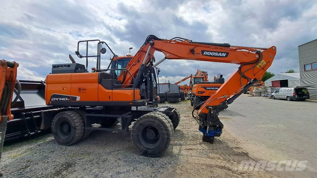 Doosan DX140W-5 Εκσκαφείς με τροχούς - λάστιχα