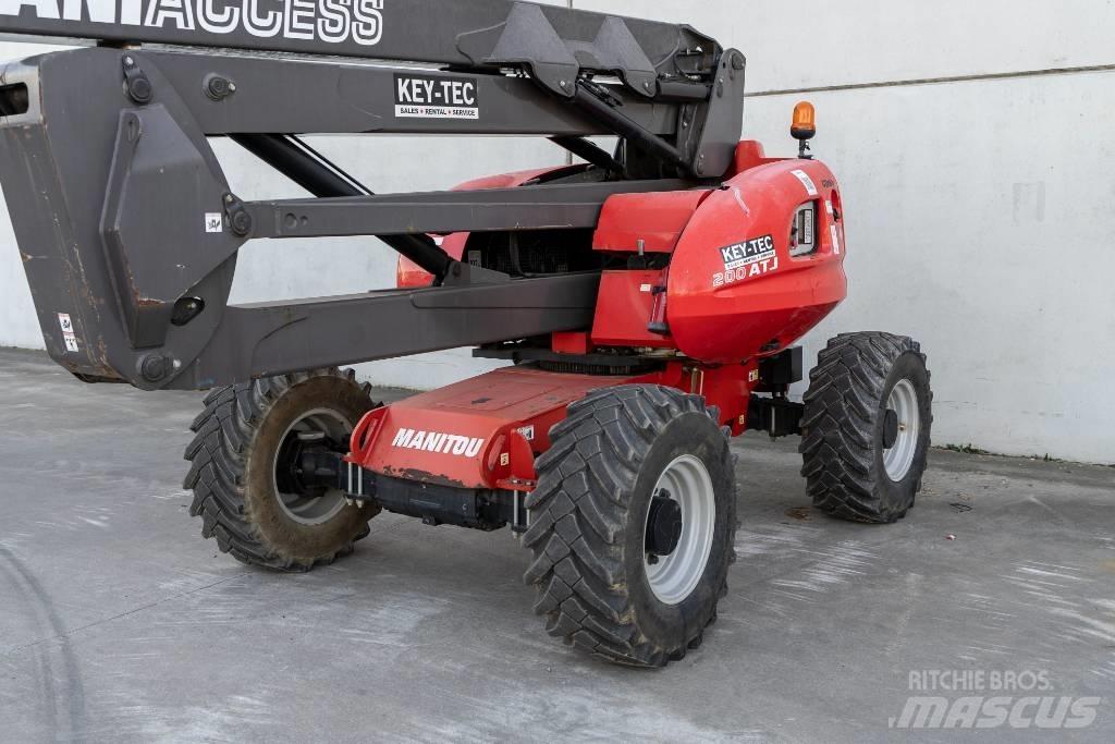 Manitou 200 ATJ Ανυψωτήρες με αρθρωτό βραχίονα