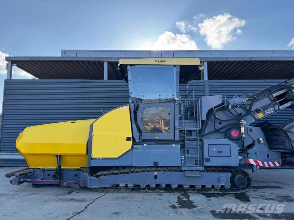 Bomag BMF 2500 S Επίστρωση ασφάλτου