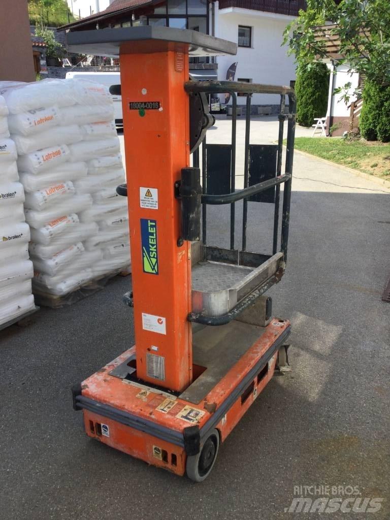 JLG Ecolift 50 Ανυψωτήρες με κατακόρυφους πυλώνες