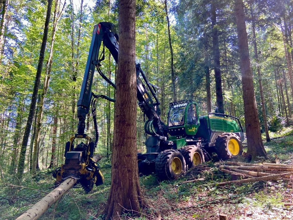 John Deere 1270 G Θεριζοαλωνιστικές μηχανές
