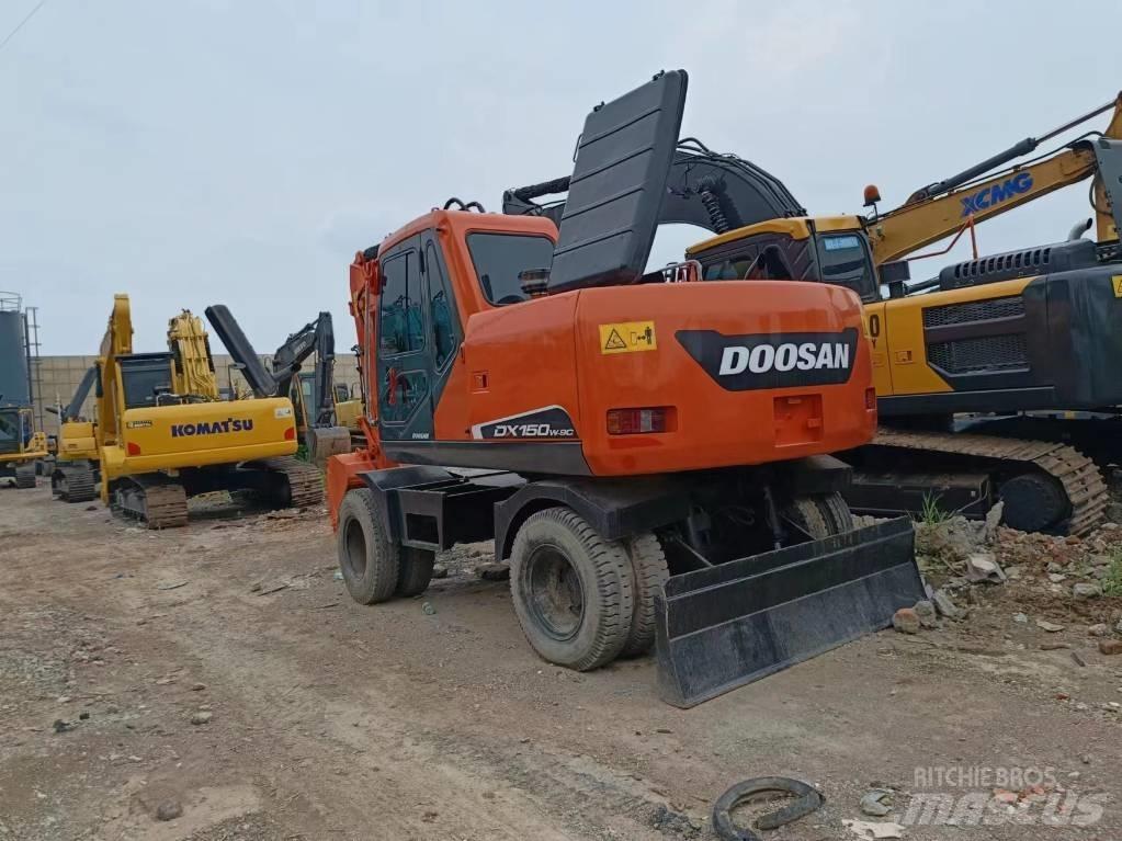 Doosan 150 W Εκσκαφείς με τροχούς - λάστιχα