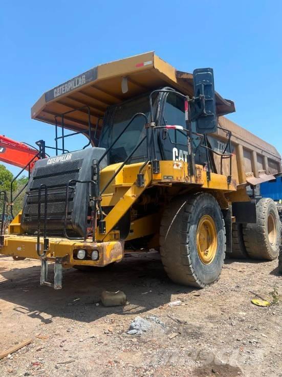 CAT 773 F Άκαμπτα Dumper με ανατρεπόμενο κάδο