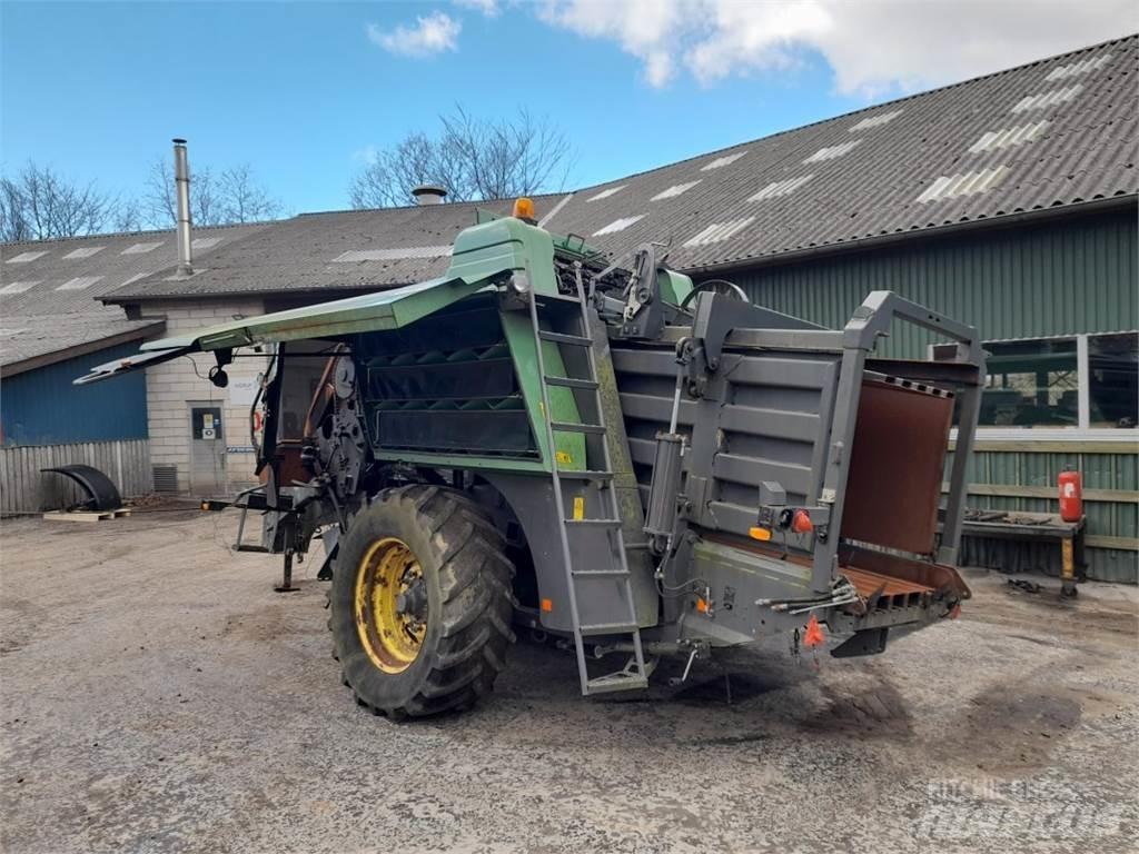 Fendt 12130N Τρακτέρ