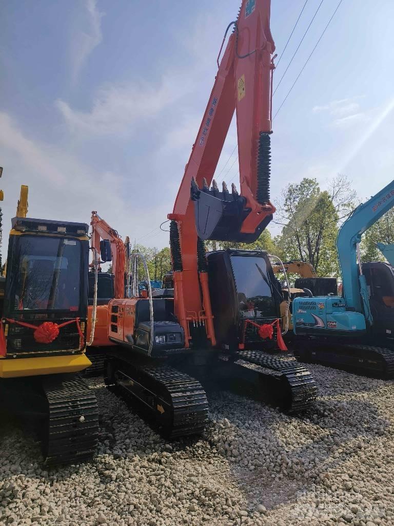 Hitachi ZX 120 Εκσκαφείς με ερπύστριες