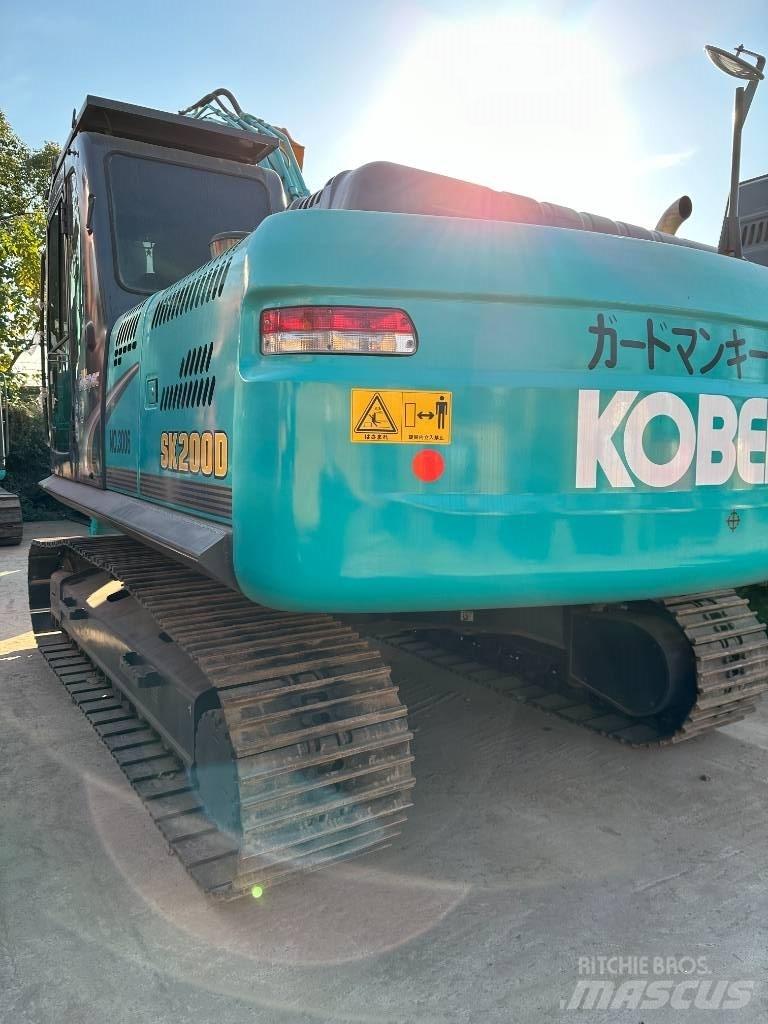 Kobelco SK 200-8 Εκσκαφείς με ερπύστριες