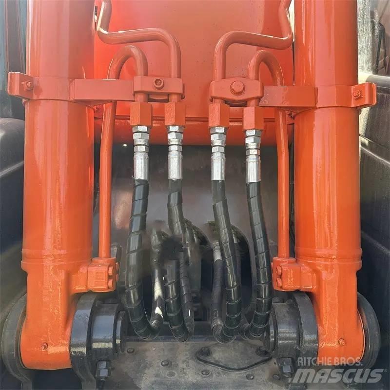 Hitachi ZX 130 Εκσκαφείς με ερπύστριες