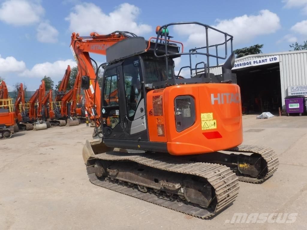 Hitachi ZX 135 US-6 Εκσκαφείς με ερπύστριες