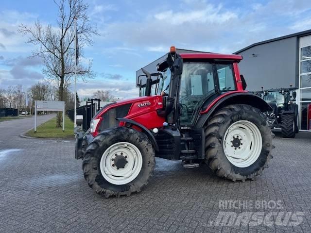 Valtra N123 Hitech5 Τρακτέρ