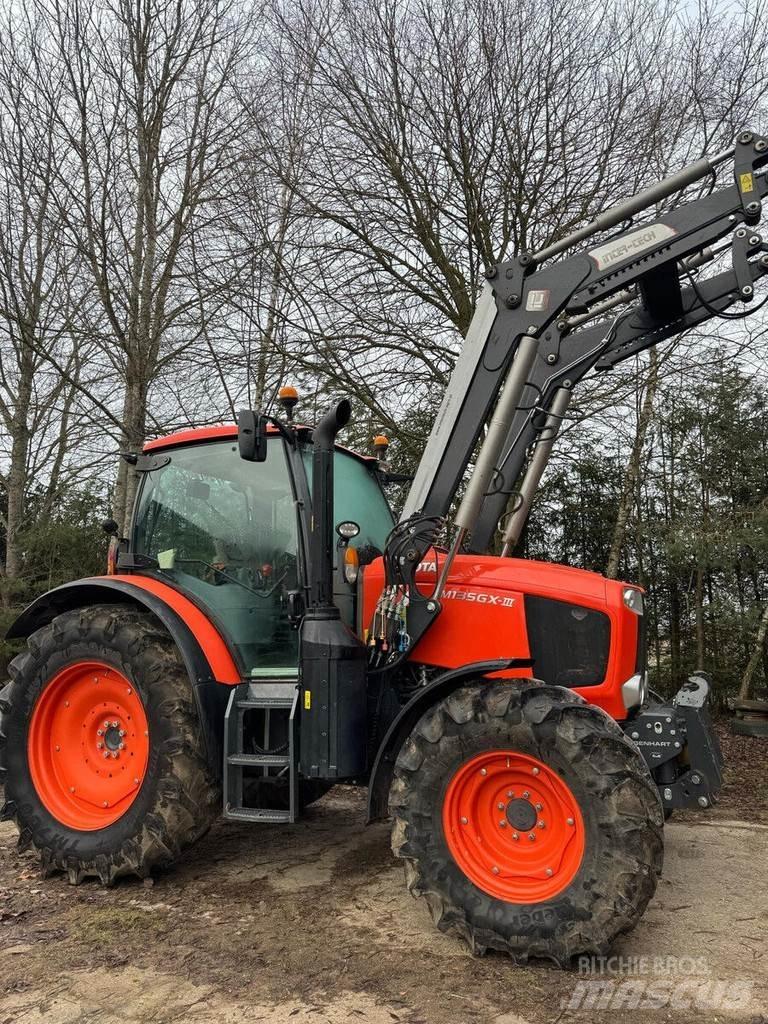Kubota M135GX Τρακτέρ