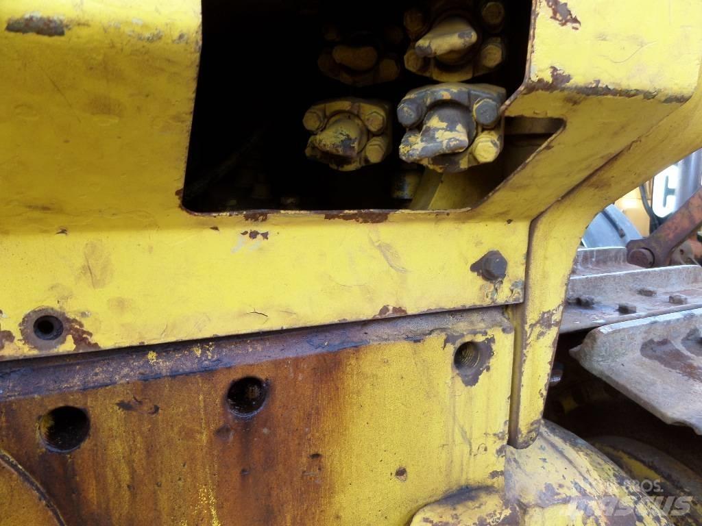 Komatsu D85P-21 Μπουλντόζες με ερπύστριες