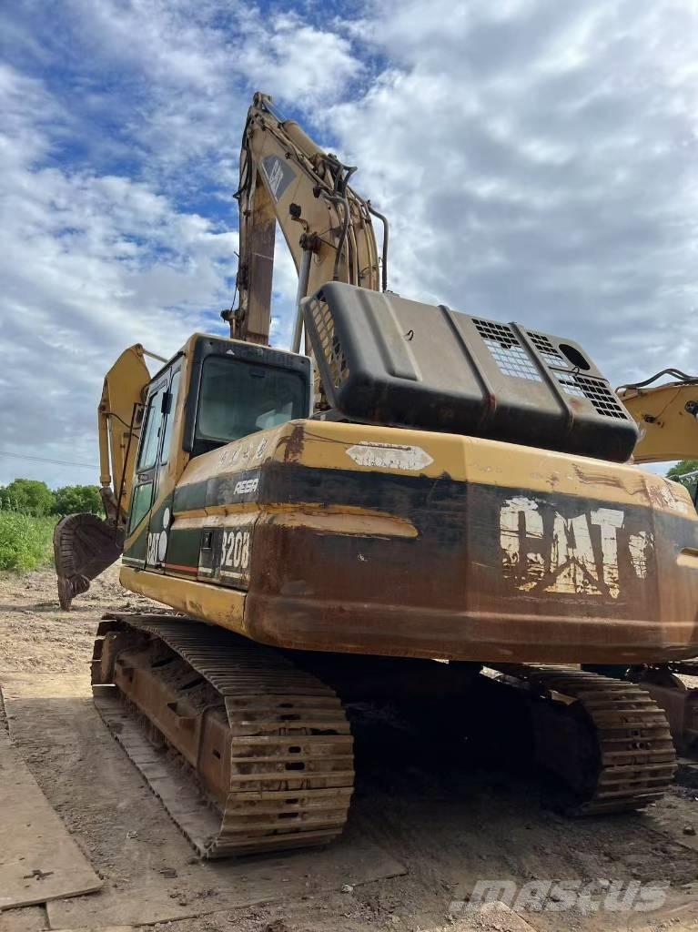 CAT 320BL Εκσκαφείς με ερπύστριες