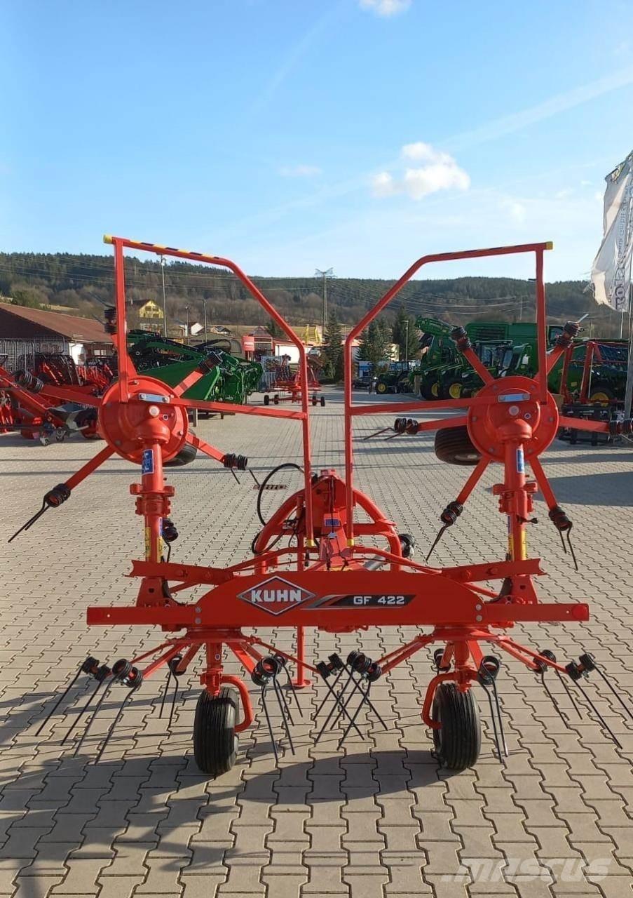 Kuhn GF 422 Τσουγκράνες και χορτοξηραντικές μηχανές