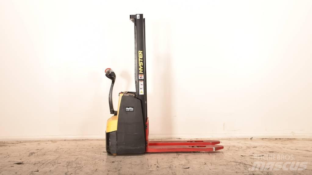 Hyster S 1.0E Παλετοφόρα πεζού χειριστή με ιστό