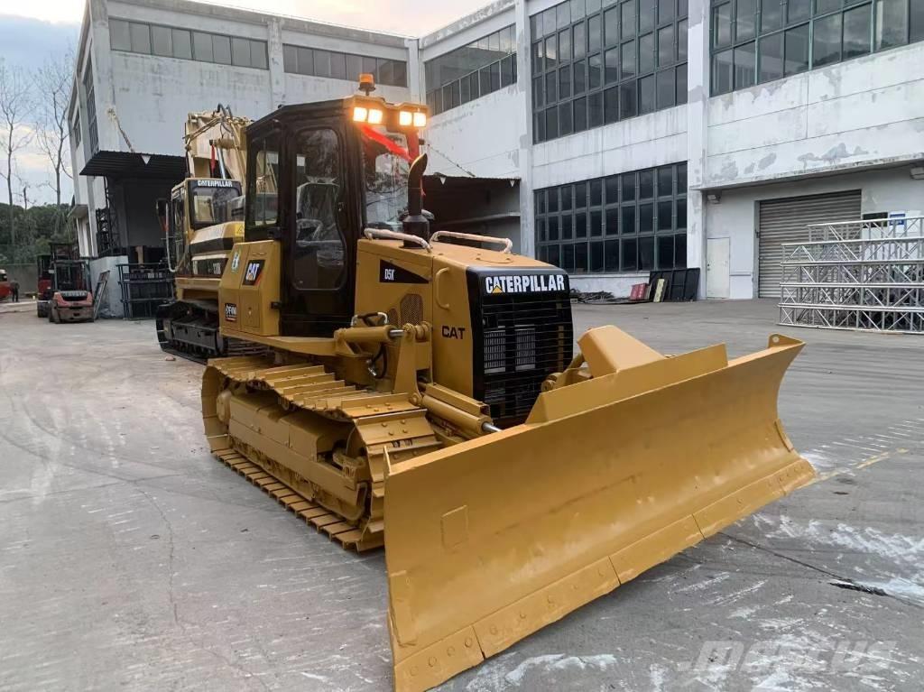 CAT D 5 K Μπουλντόζες με ερπύστριες