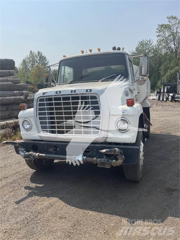 Ford 8000 Βυτία νερού