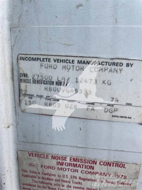 Ford 8000 Βυτία νερού
