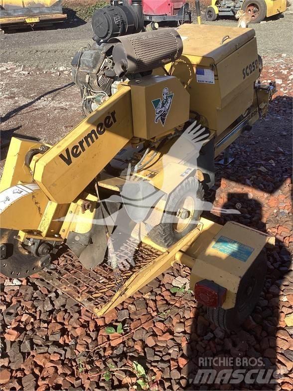 Vermeer SC252 Θραυστήρες κορμών