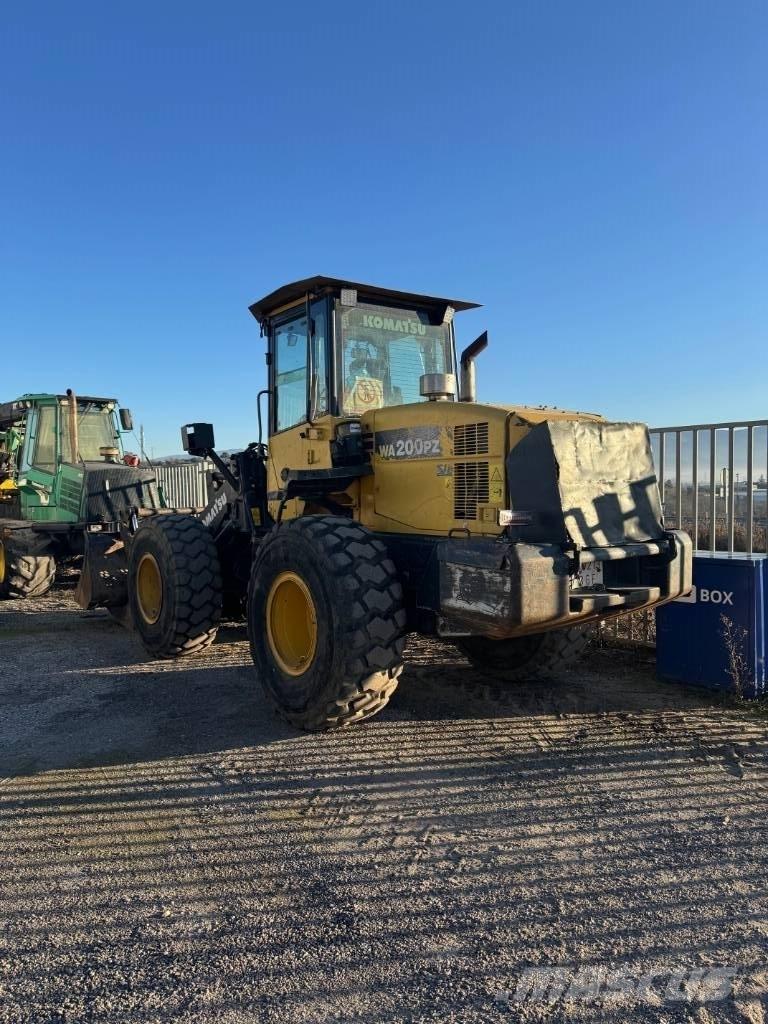 Komatsu WA 200 PZ-6 Φορτωτές με λάστιχα (Τροχοφόροι)