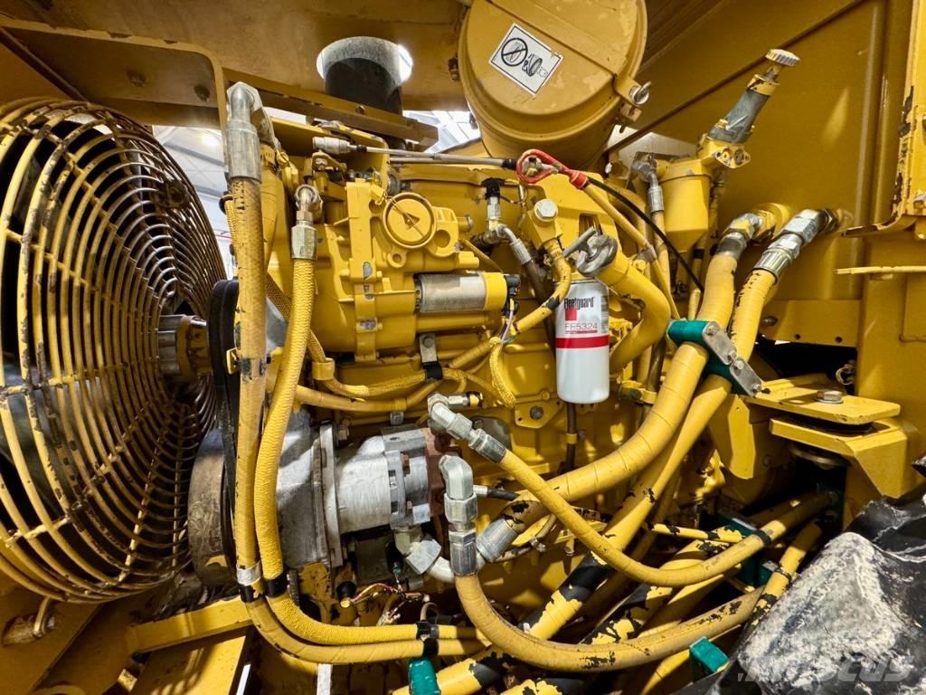 CAT CS 563 C Οδοστρωτήρες μονού κυλίνδρου