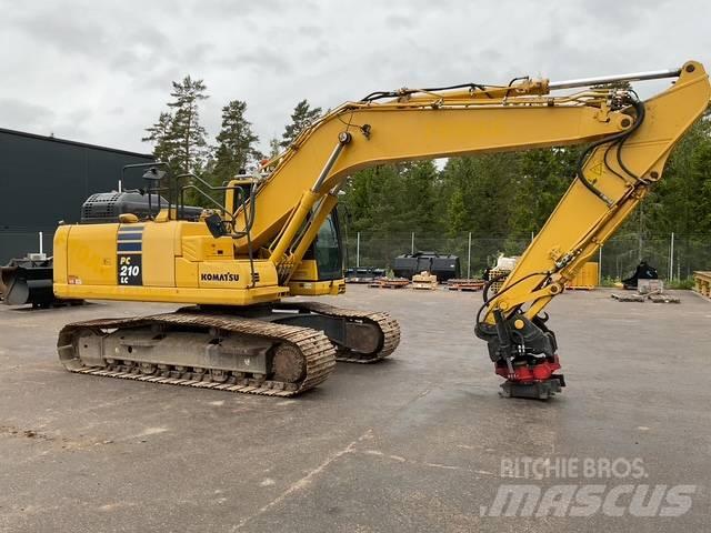 Komatsu PC210 Εκσκαφείς με ερπύστριες