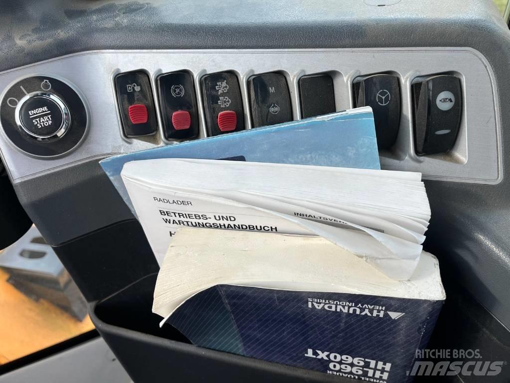 Hyundai HL 960 Φορτωτές με λάστιχα (Τροχοφόροι)