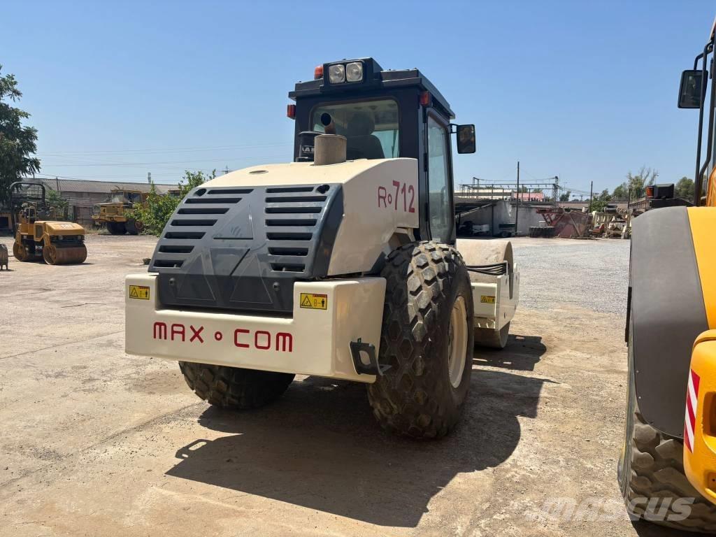 Max Com R712 Κύλινδροι με επίσωτρα με αέρα