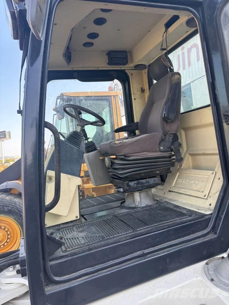  Max Com R712 Κύλινδροι με επίσωτρα με αέρα