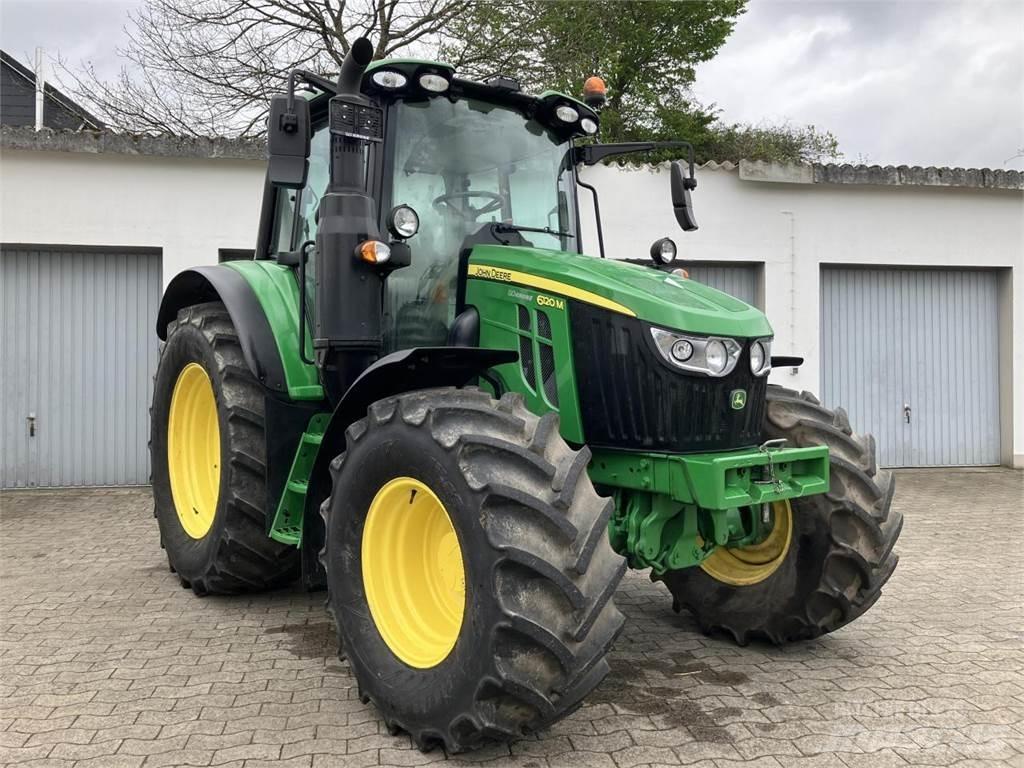 John Deere 6120M Τρακτέρ