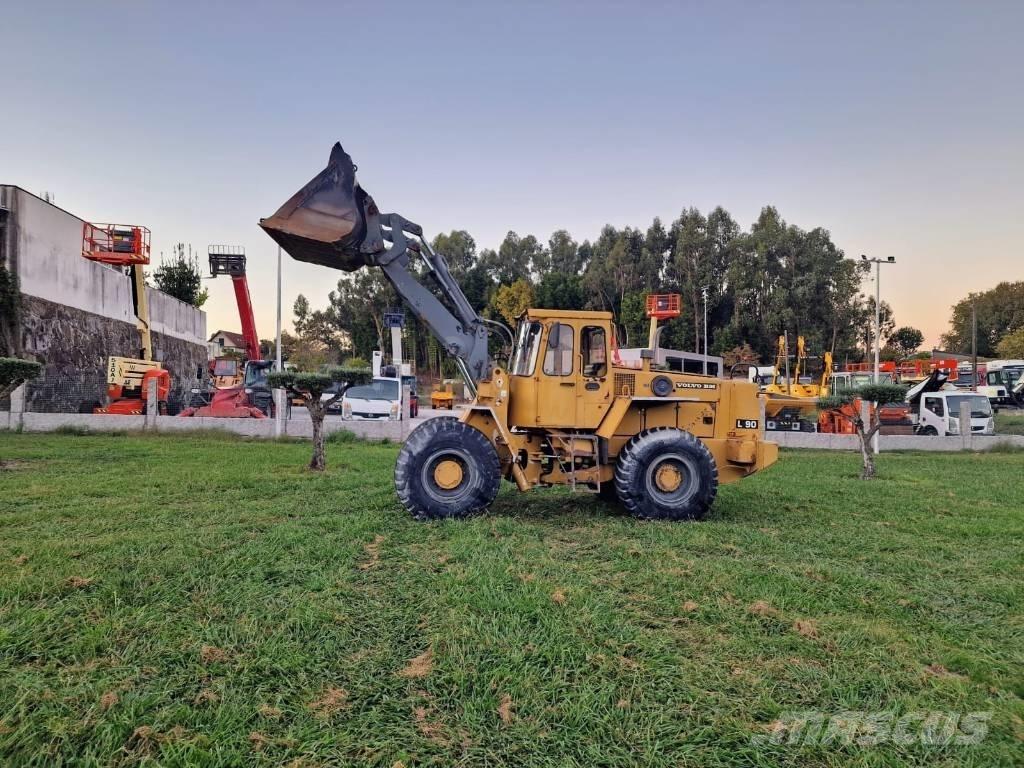 Volvo L 90 Φορτωτές με λάστιχα (Τροχοφόροι)