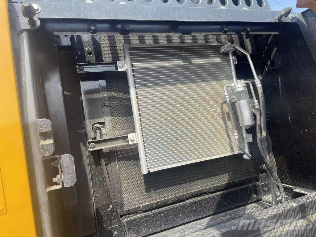 Volvo EC210 Εκσκαφείς με ερπύστριες