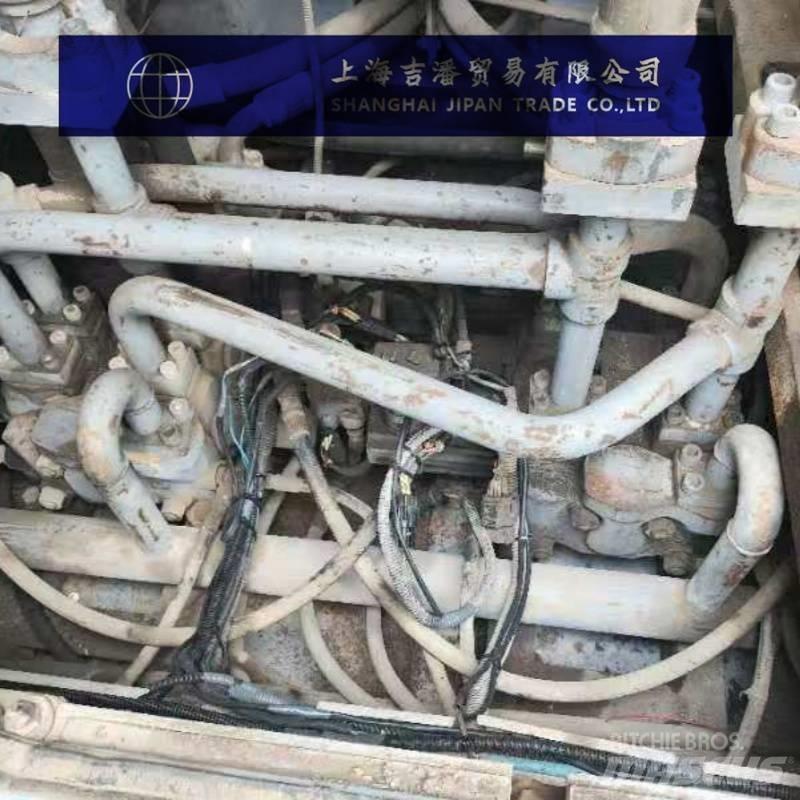 Kobelco 7080 Γερανοί με ερπύστριες