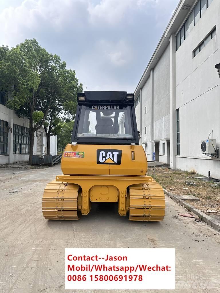 CAT D5K Μπουλντόζες με ερπύστριες