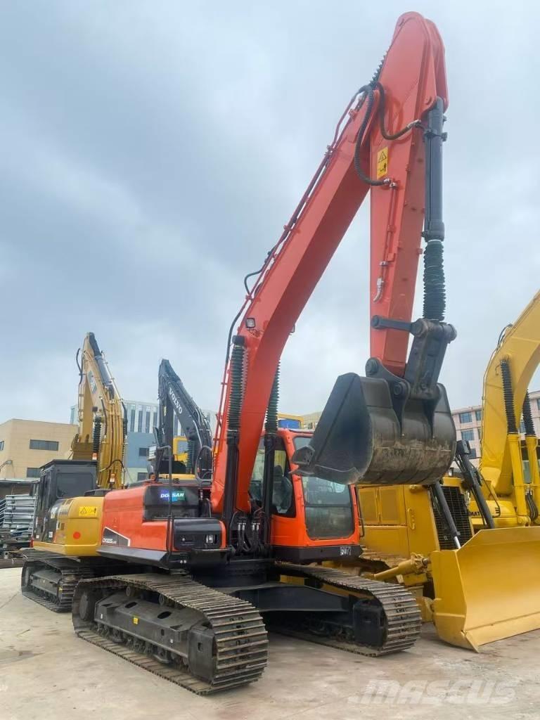 Doosan DX 225 LC Εκσκαφείς με ερπύστριες