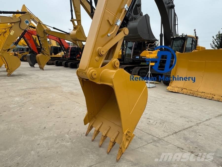 CAT 320D2 Εκσκαφείς με ερπύστριες