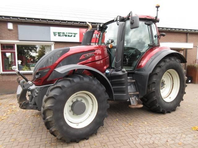 Valtra T154 VERSU Τρακτέρ