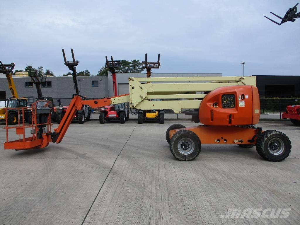 JLG 510 AJ (947) Compact self-propelled boom lifts