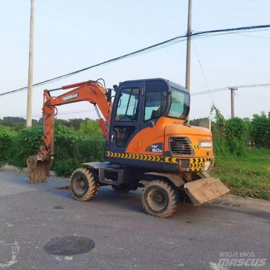 Doosan DX60W Εκσκαφείς με τροχούς - λάστιχα