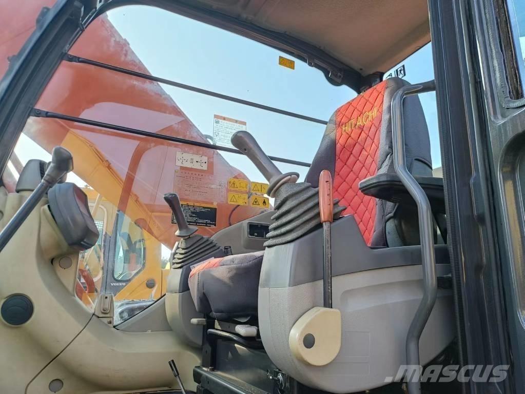 Hitachi ZX 250 LC Εκσκαφείς με ερπύστριες