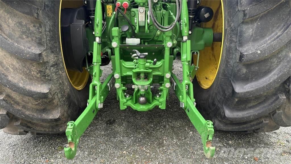 John Deere 6M240 Τρακτέρ