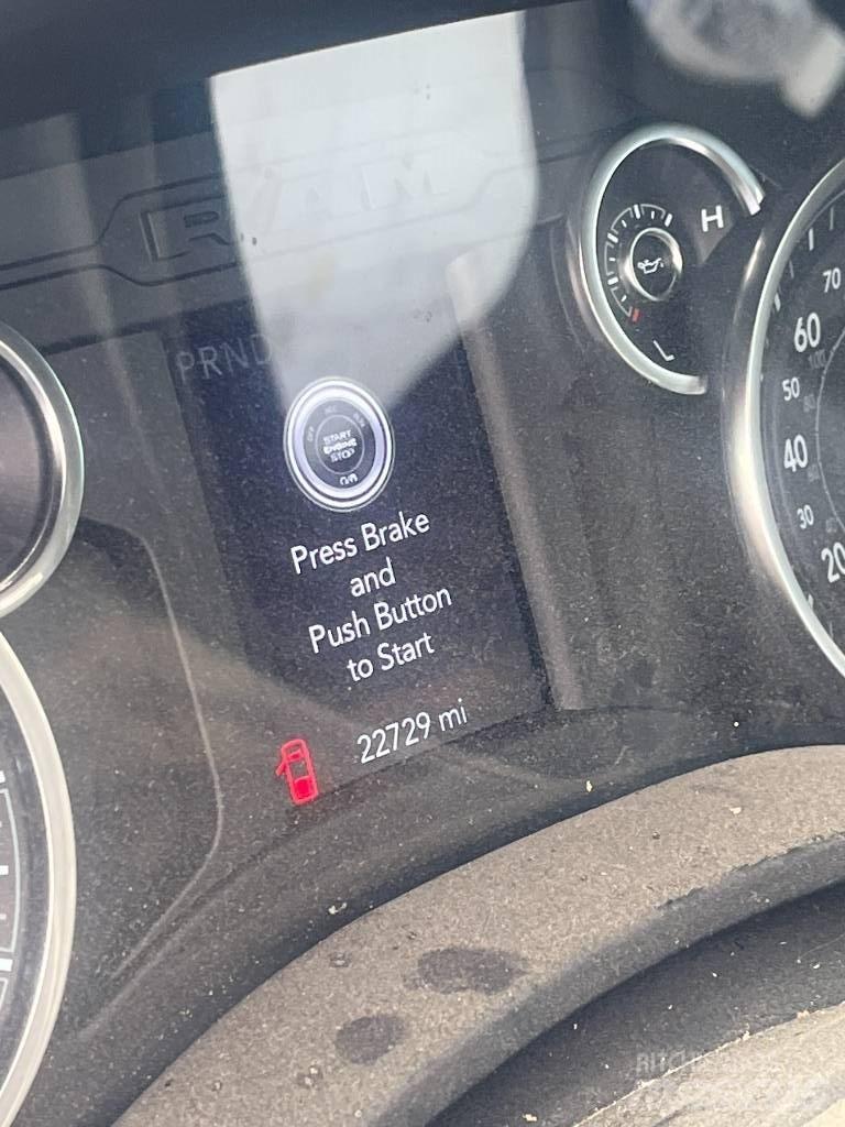 RAM 5500 Φορτηγά Kαρότσα με ανοιγόμενα πλαϊνά