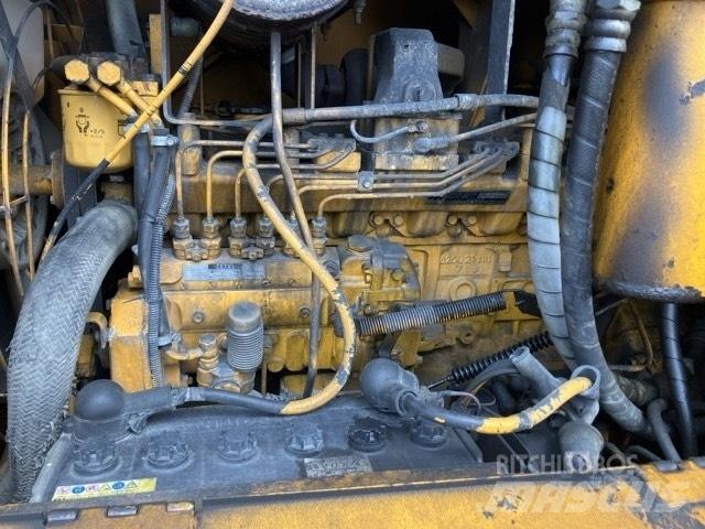 Komatsu GD 405 A-2 Γκρέιντερς
