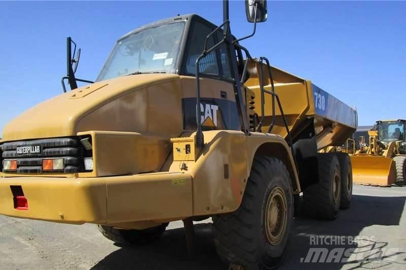 CAT 730 Σπαστό Dump Truck ADT