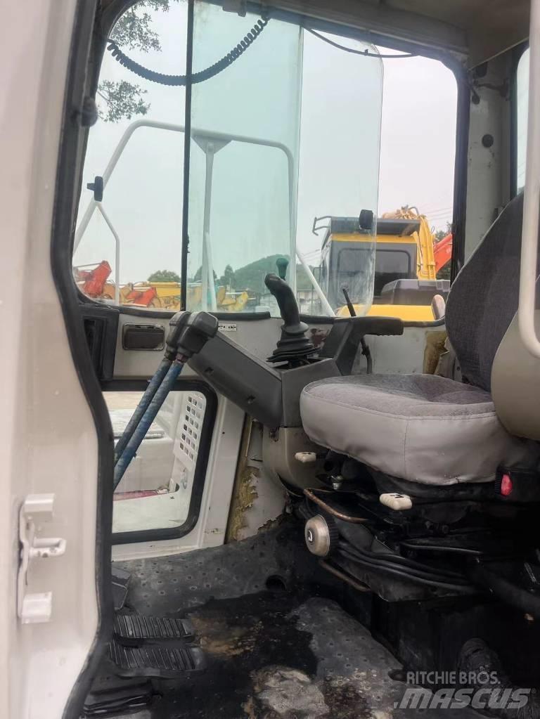Takeuchi TB180C Εκσκαφείς με ερπύστριες